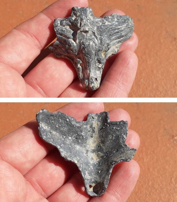 Applique de mobilier XIXe XXe Siècle (étain ou plomb ?)